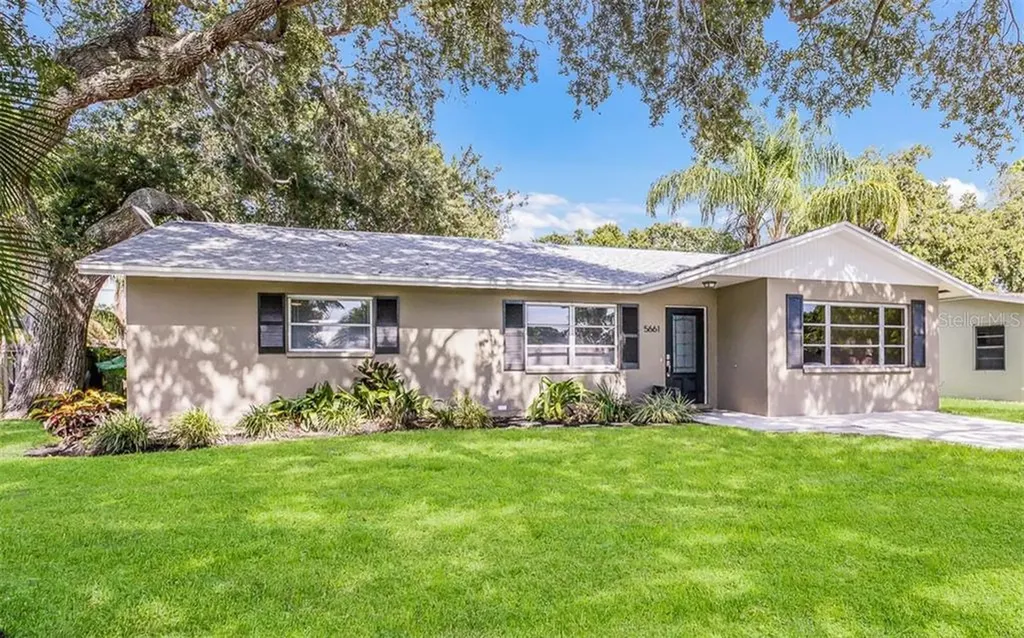5661 Brooklyn Avenue Sarasota FL 34231
