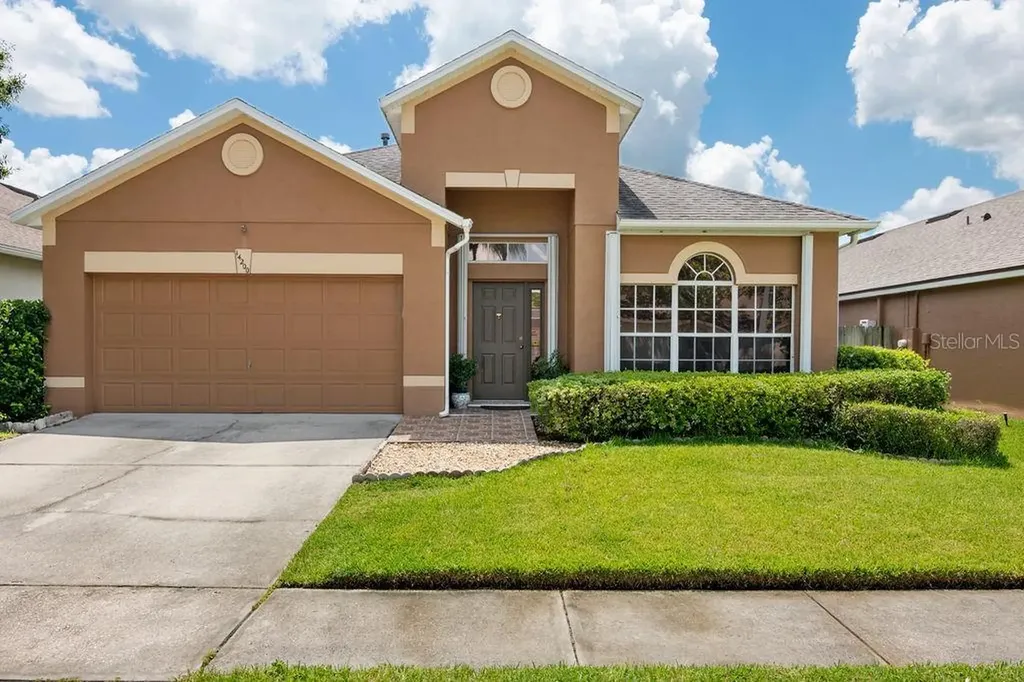 14200 Sunriver Avenue Orlando FL 32828