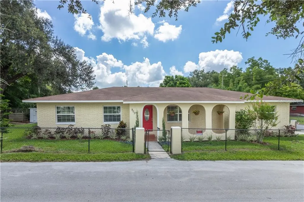 903 Jack Avenue Lakeland FL 33815