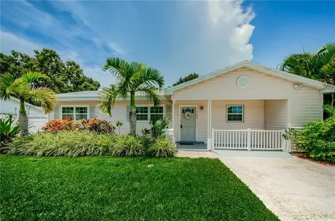 7201 12th Avenue N St Petersburg FL 33710