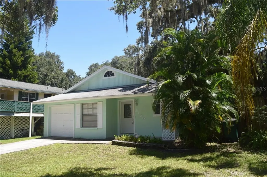 1120 Withlacoochee Street Safety Harbor FL 34695