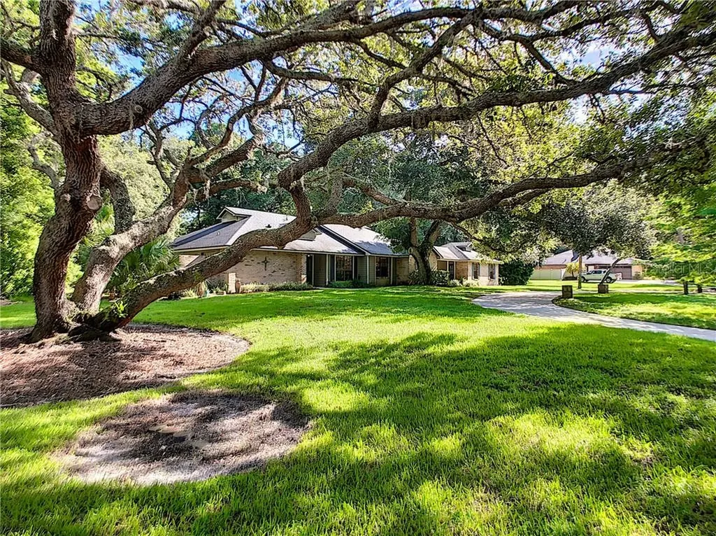 108 W Greentree Lane Lake Mary FL 32746