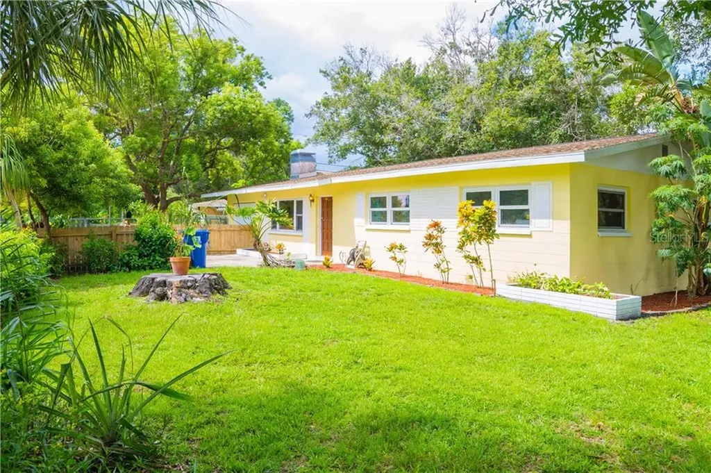 2424 55th Street N St Petersburg FL 33710