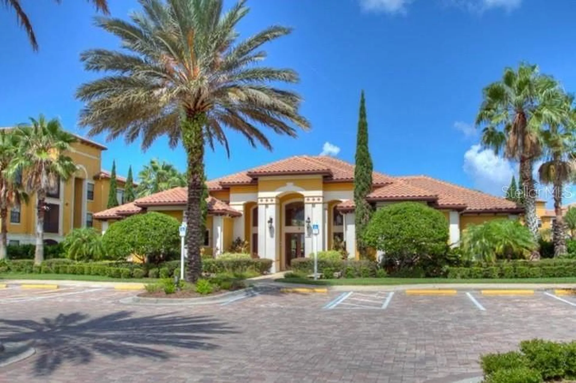 8325 38th Street Circle E Sarasota FL 34243