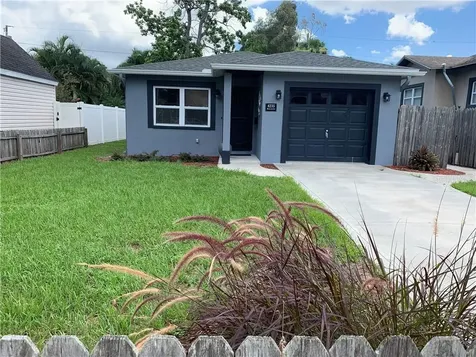 4235 Burlington Avenue N St Petersburg FL 33713