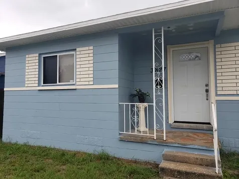 3827 38th Avenue N St Petersburg FL 33713