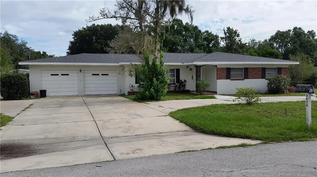 5624 Oakland Drive Tampa FL 33617