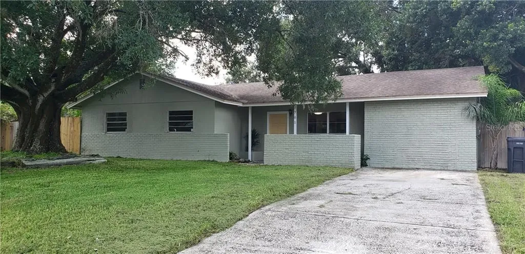 1701 Lakewood Loop Brandon FL 33510