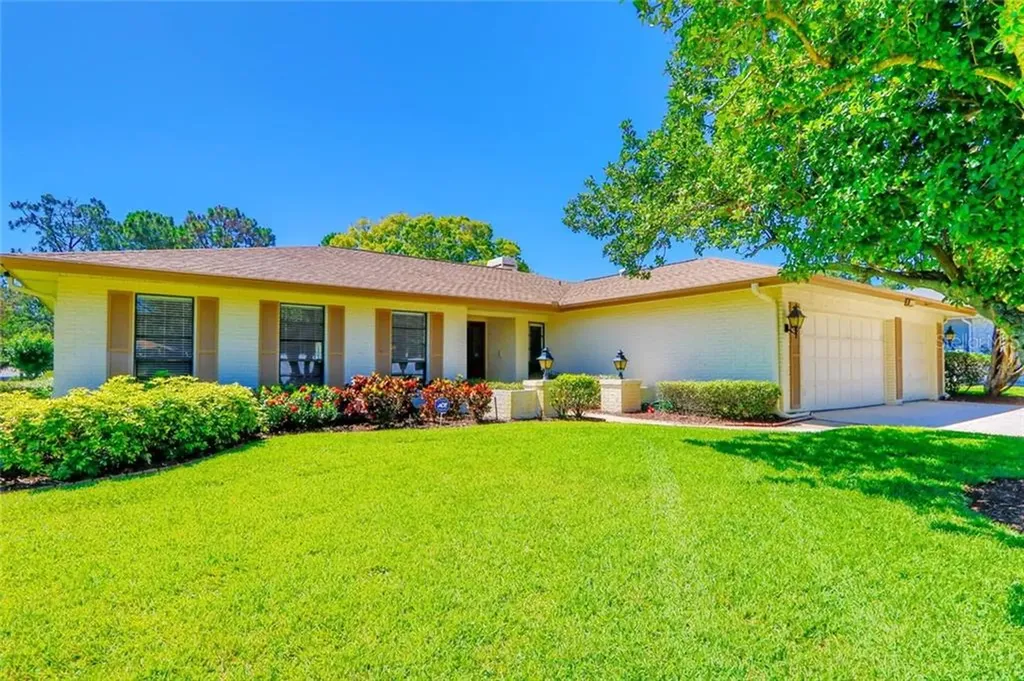 3221 Hyde Park Drive Clearwater FL 33761