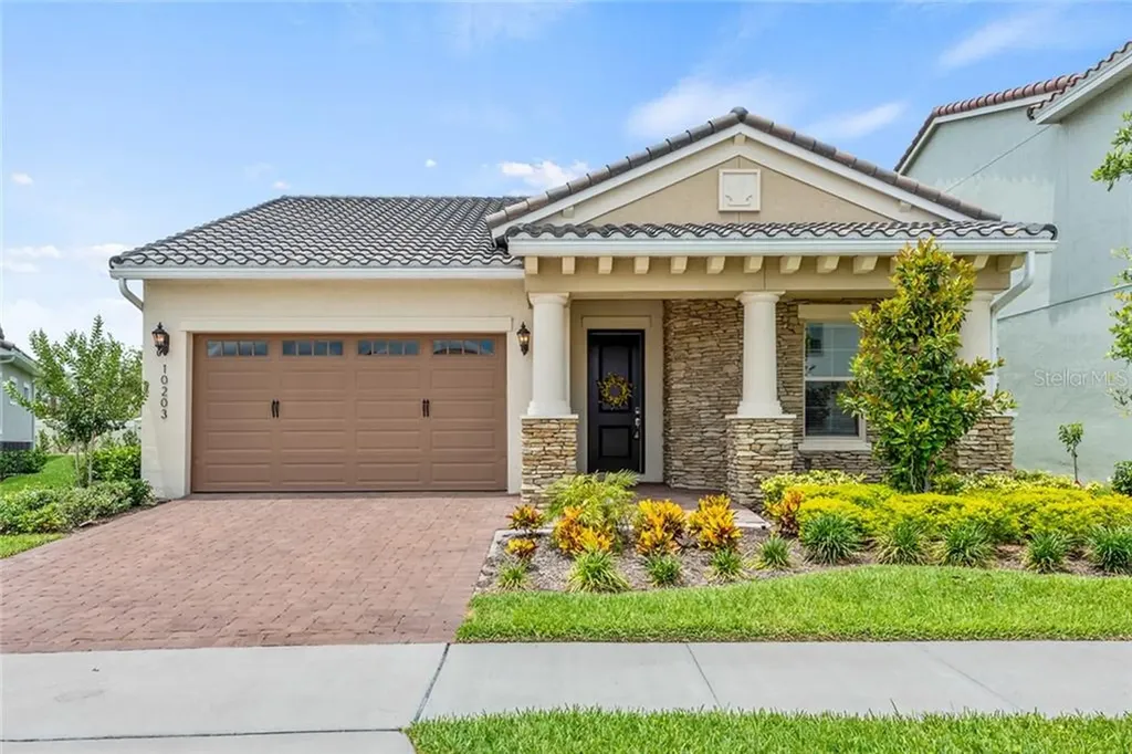 10203 Henbury Street Orlando FL 32832