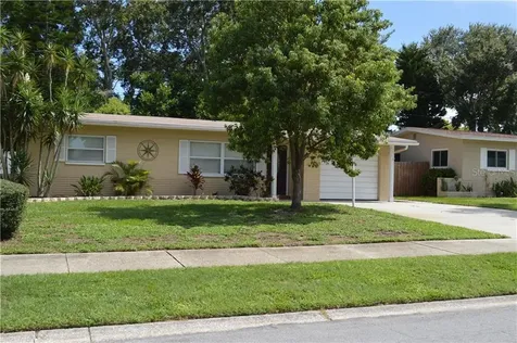 10232 63rd Avenue Seminole FL 33772