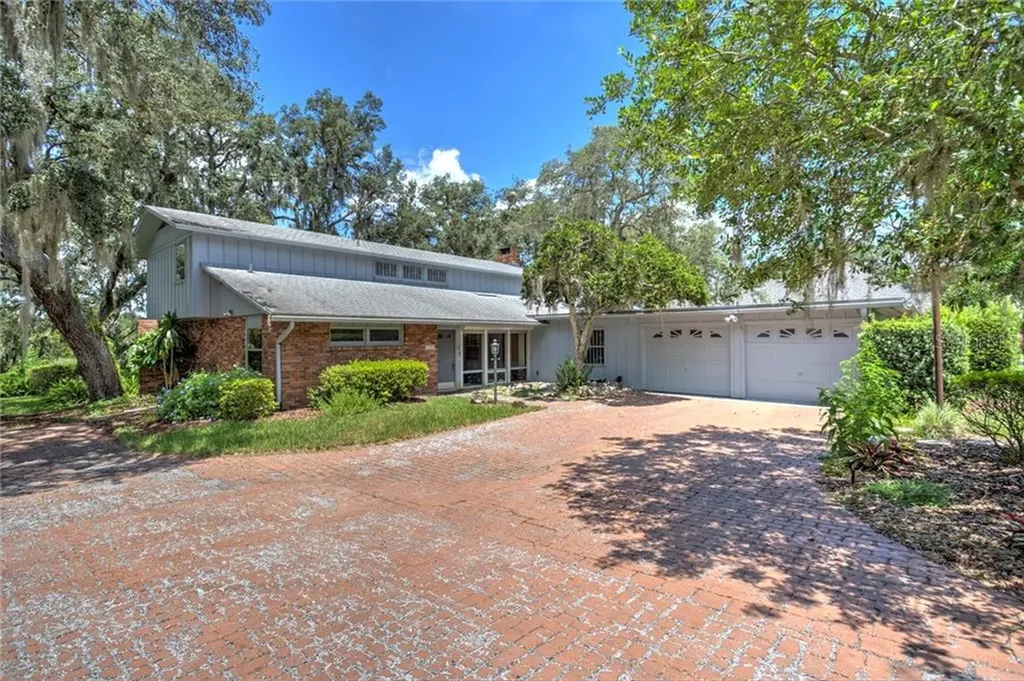 34051 Highland Road Leesburg FL 34788