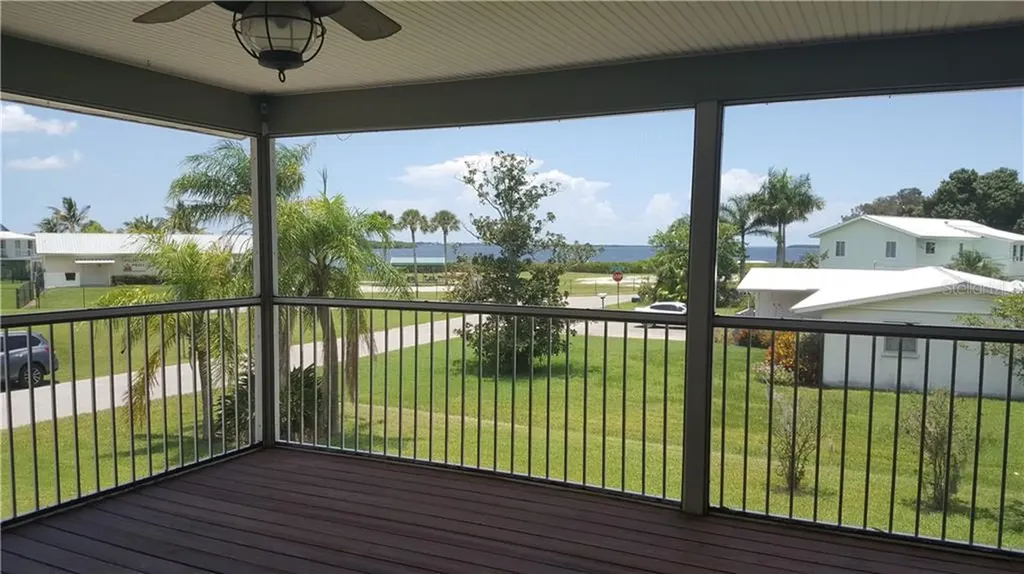 704 44th Street Court W Palmetto FL 34221