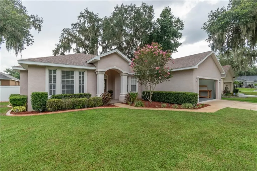5416 Oxford Manor Circle Lakeland FL 33810