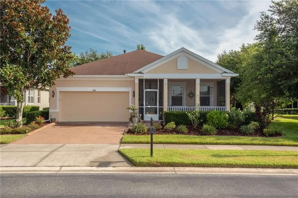 121 Crescent Moon Drive Groveland FL 34736