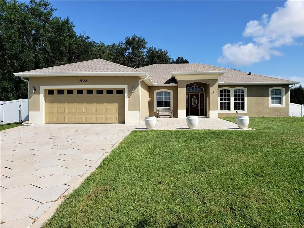 1592 Anorada Boulevard Kissimmee FL 34744