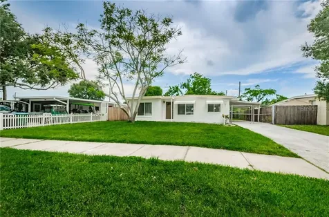 9118 82nd Street Seminole FL 33777