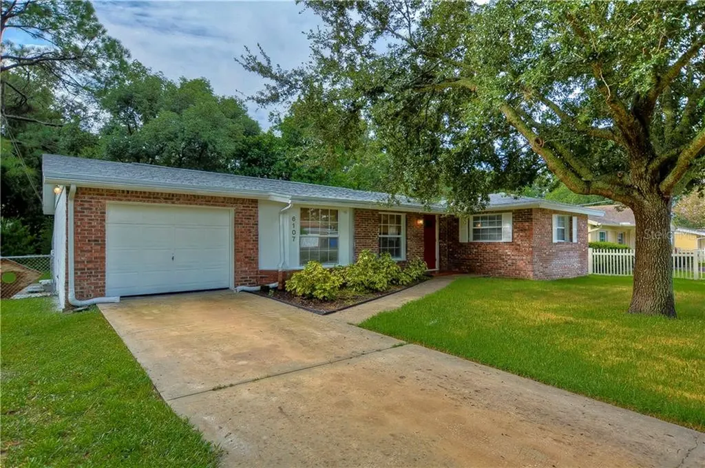 6107 N Glen Avenue Tampa FL 33614