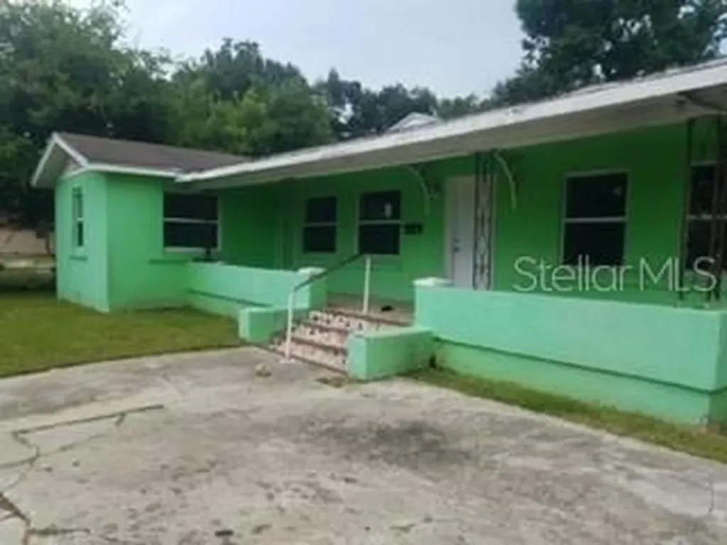 246 Garden Street Daytona Beach FL 32114