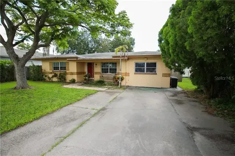 1923 N Old Coachman Road Clearwater FL 33763