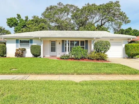 690 Druid Park Drive W Clearwater FL 33764