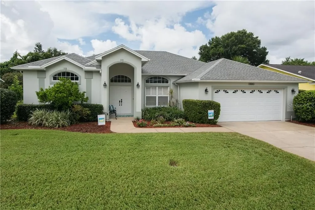 1880 Glen Lakes Boulevard N St Petersburg FL 33702