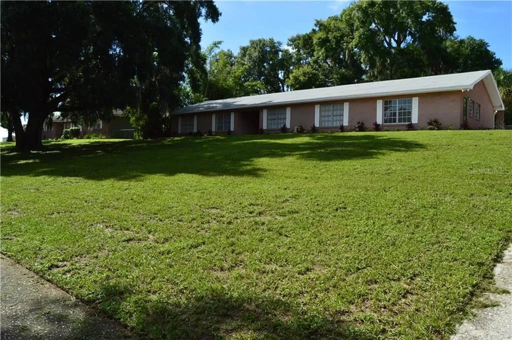 307 E Cypress Street Davenport FL 33837