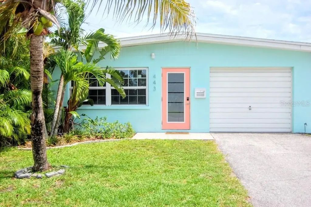 443 62nd Street Holmes Beach FL 34217