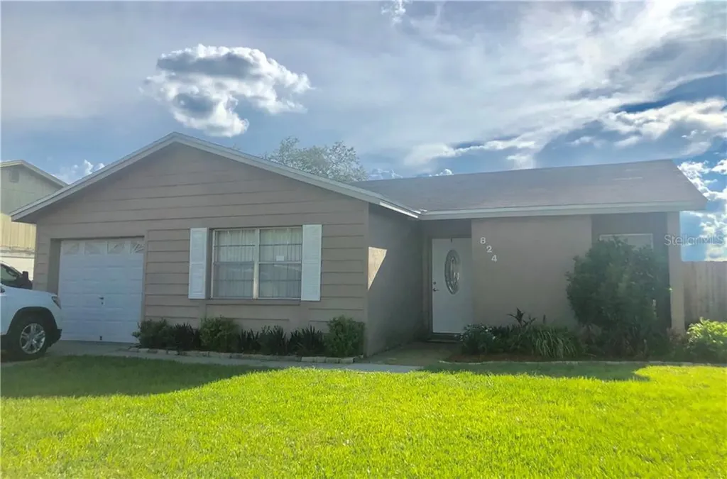824 Whisper Lake Court Winter Haven FL 33880