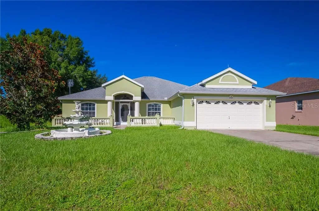 728 Paris Drive Kissimmee FL 34759