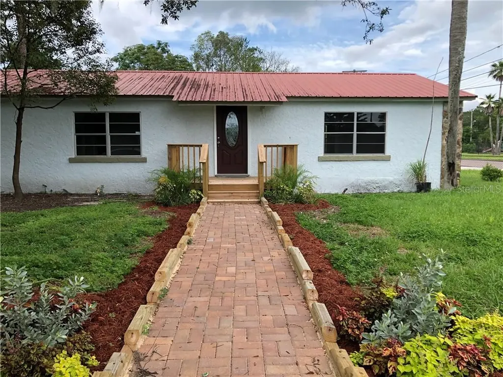 8318 N 46th Street Tampa FL 33617