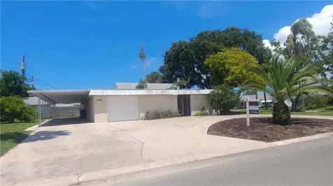 6128 Bates Street Bradenton FL 34207