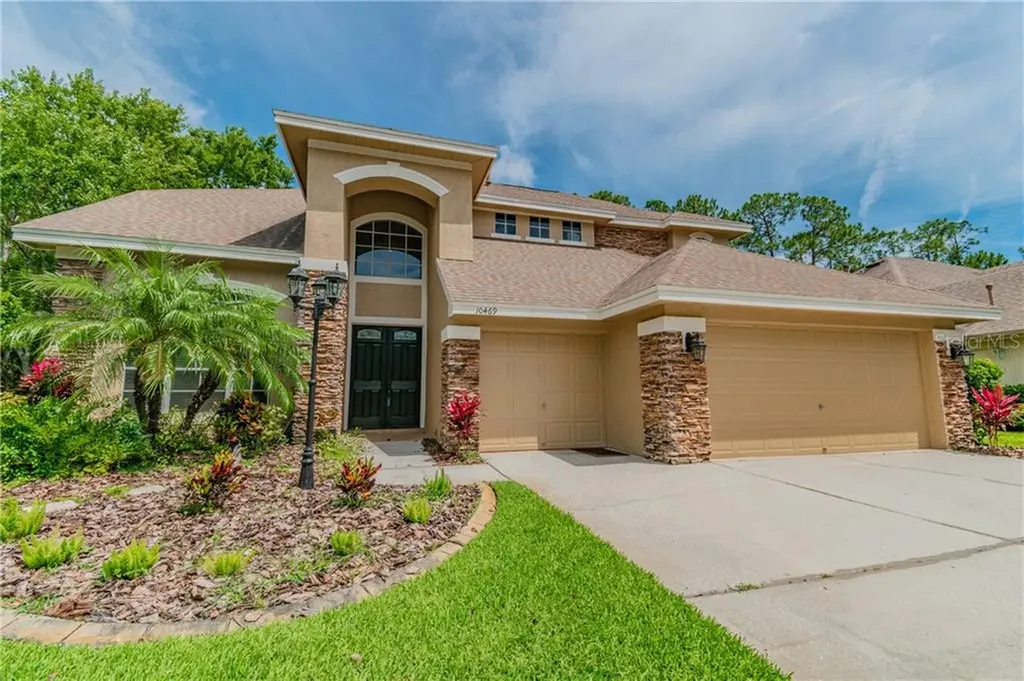 10469 Greendale Drive Tampa FL 33626