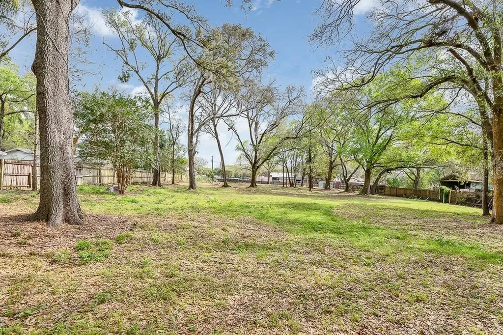 14508 Berkford Avenue Tampa FL 33625