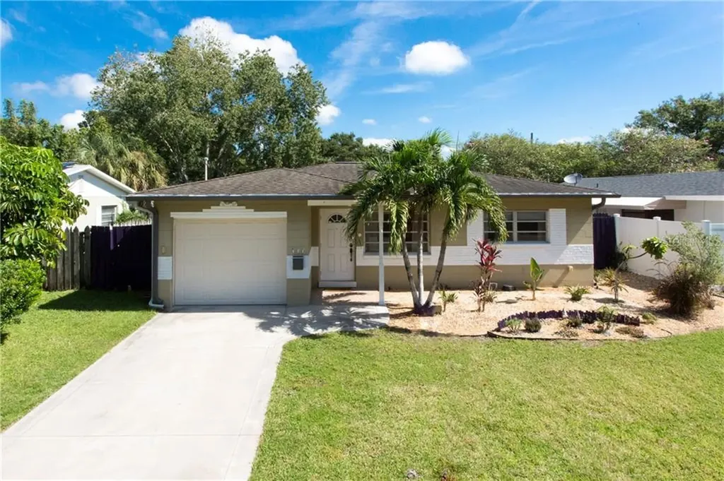 713 42nd Avenue N St Petersburg FL 33703