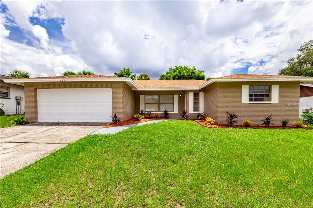 117 Valley Drive Brandon FL 33510