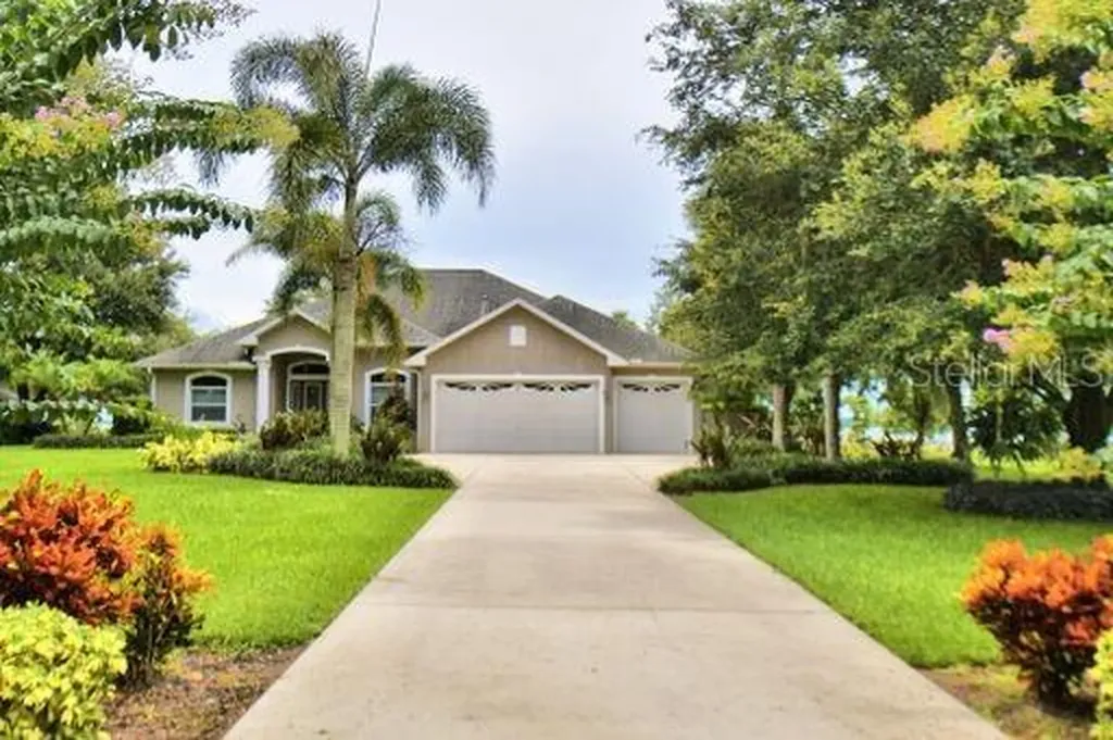 1191 N Lake Reedy Boulevard Frostproof FL 33843