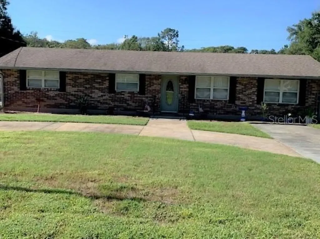 11200 Lake Eustis Drive Leesburg FL 34788