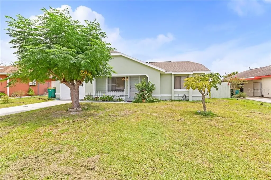 127 Campeche Lane Kissimmee FL 34743