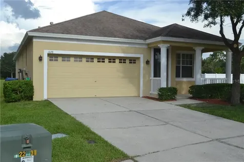 1028 Napolean Way Wesley Chapel FL 33544