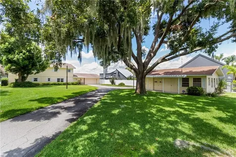 312 Medora Street Auburndale FL 33823