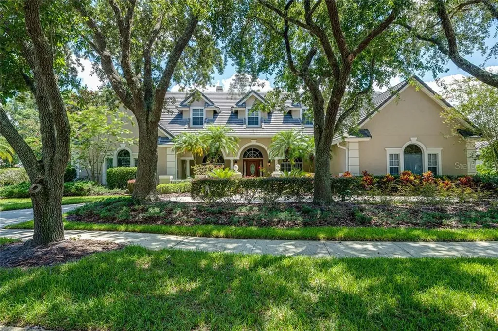 8945 Magnolia Chase Circle Tampa FL 33647