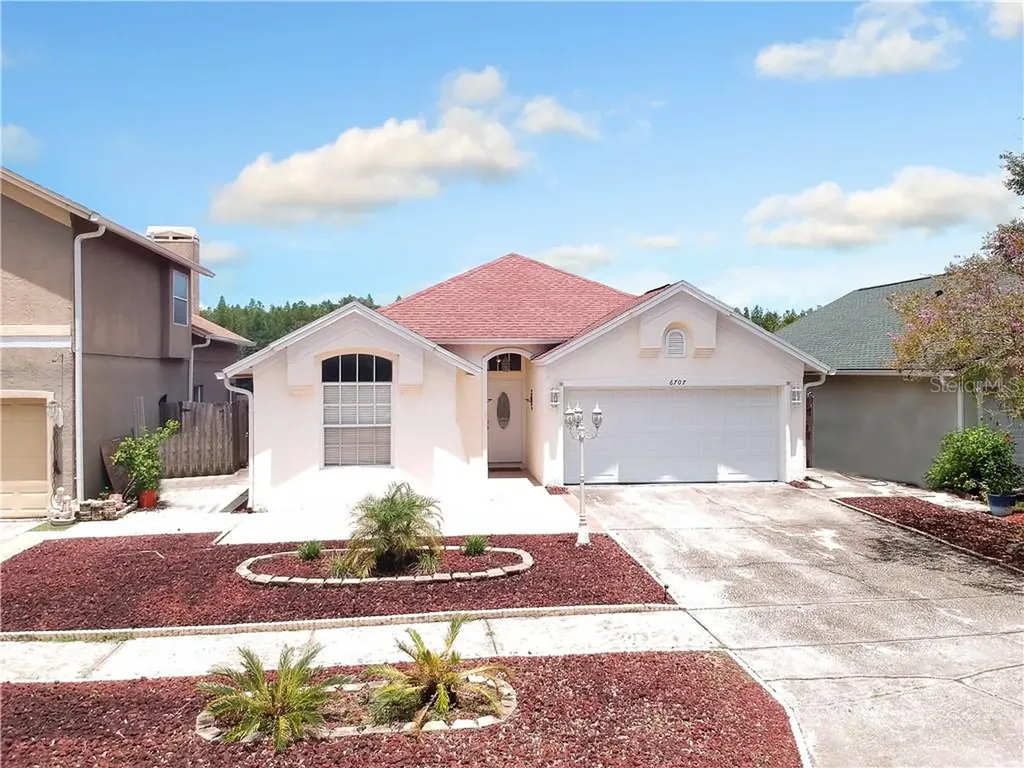 6707 Mirror Lake Avenue Tampa FL 33634