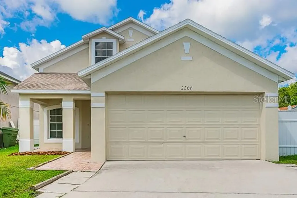 2207 Santa Lucia Street Kissimmee FL 34743
