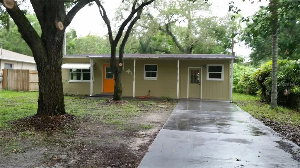 12508 Noreast Lake Drive Tampa FL 33612