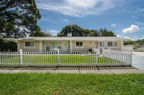 811 45th Street W Bradenton FL 34209