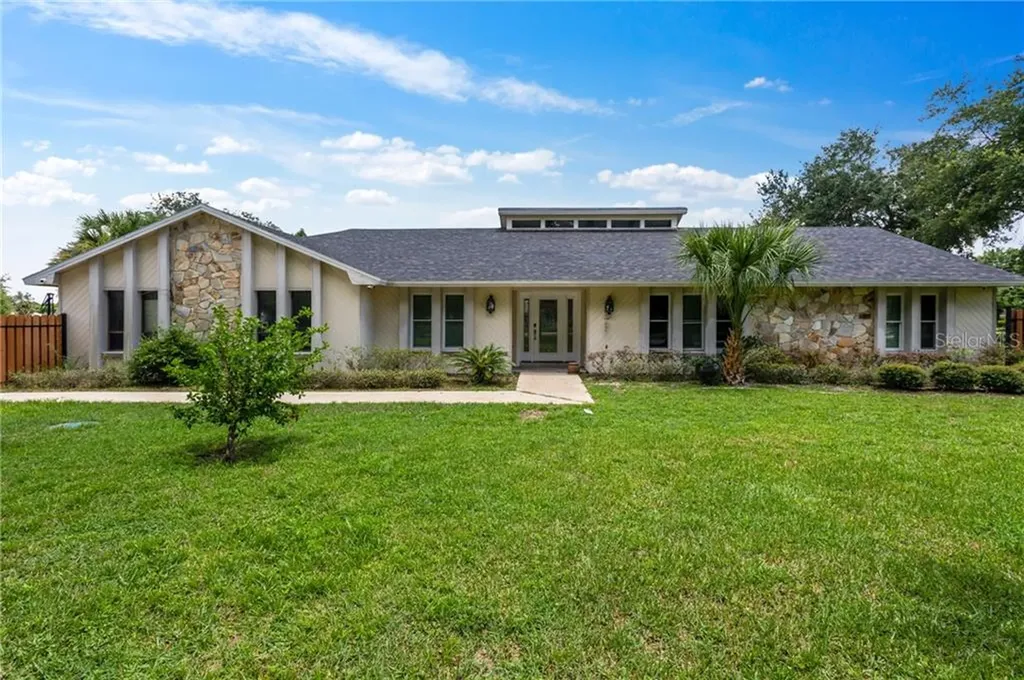 8572 Lansmere Lane Orlando FL 32835