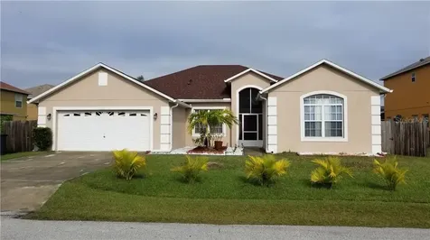 330 Aylesbury Court Kissimmee FL 34758