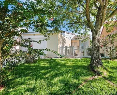 465 Las Cruces Winter Haven FL 33884