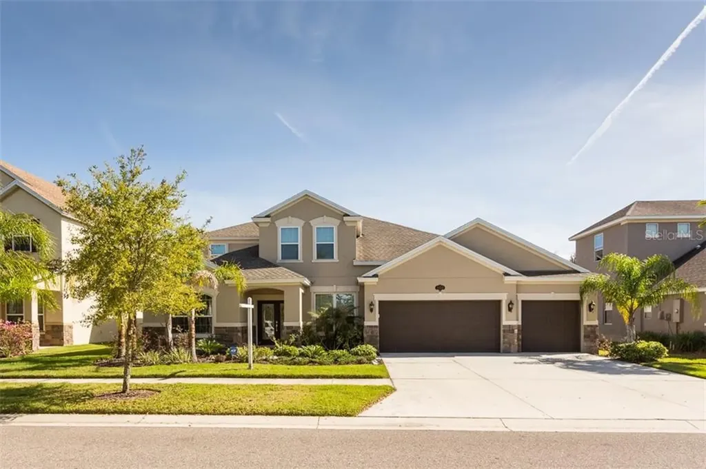 10513 Mistflower Lane Tampa FL 33647